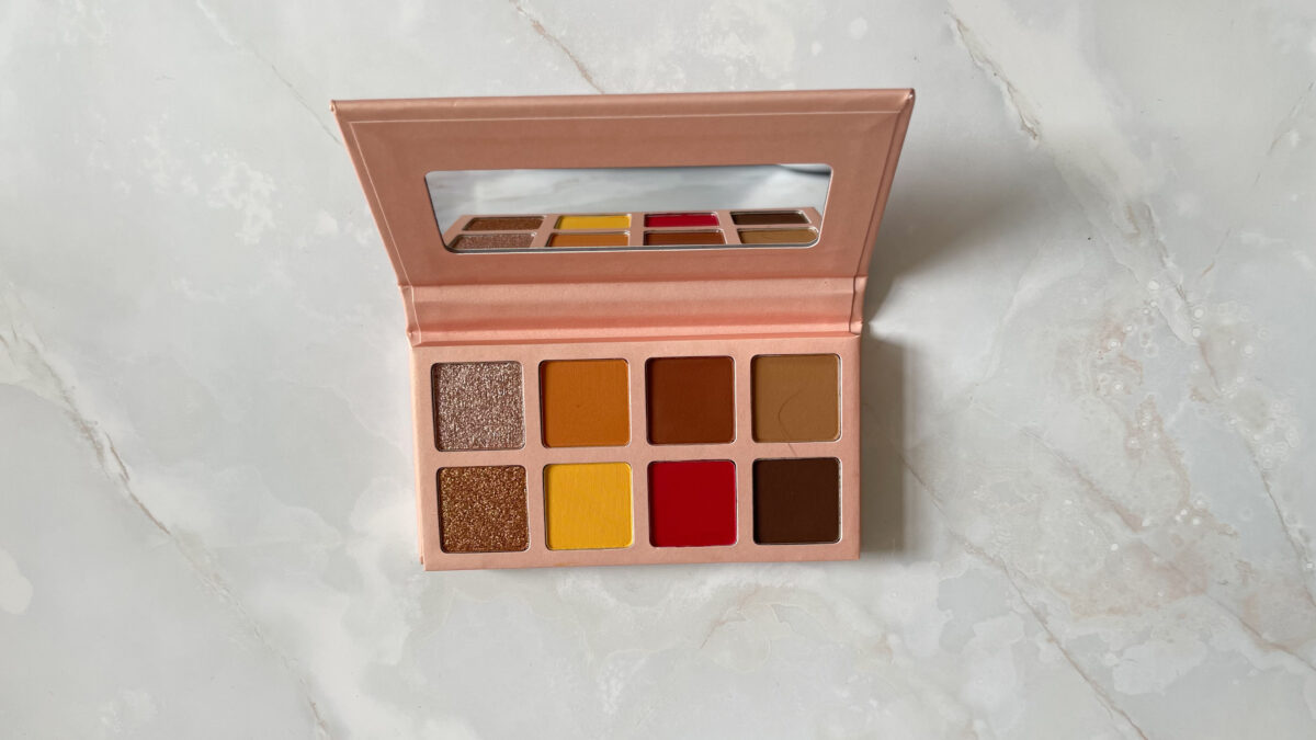 makeup revolution x soph mini eyeshadow palette